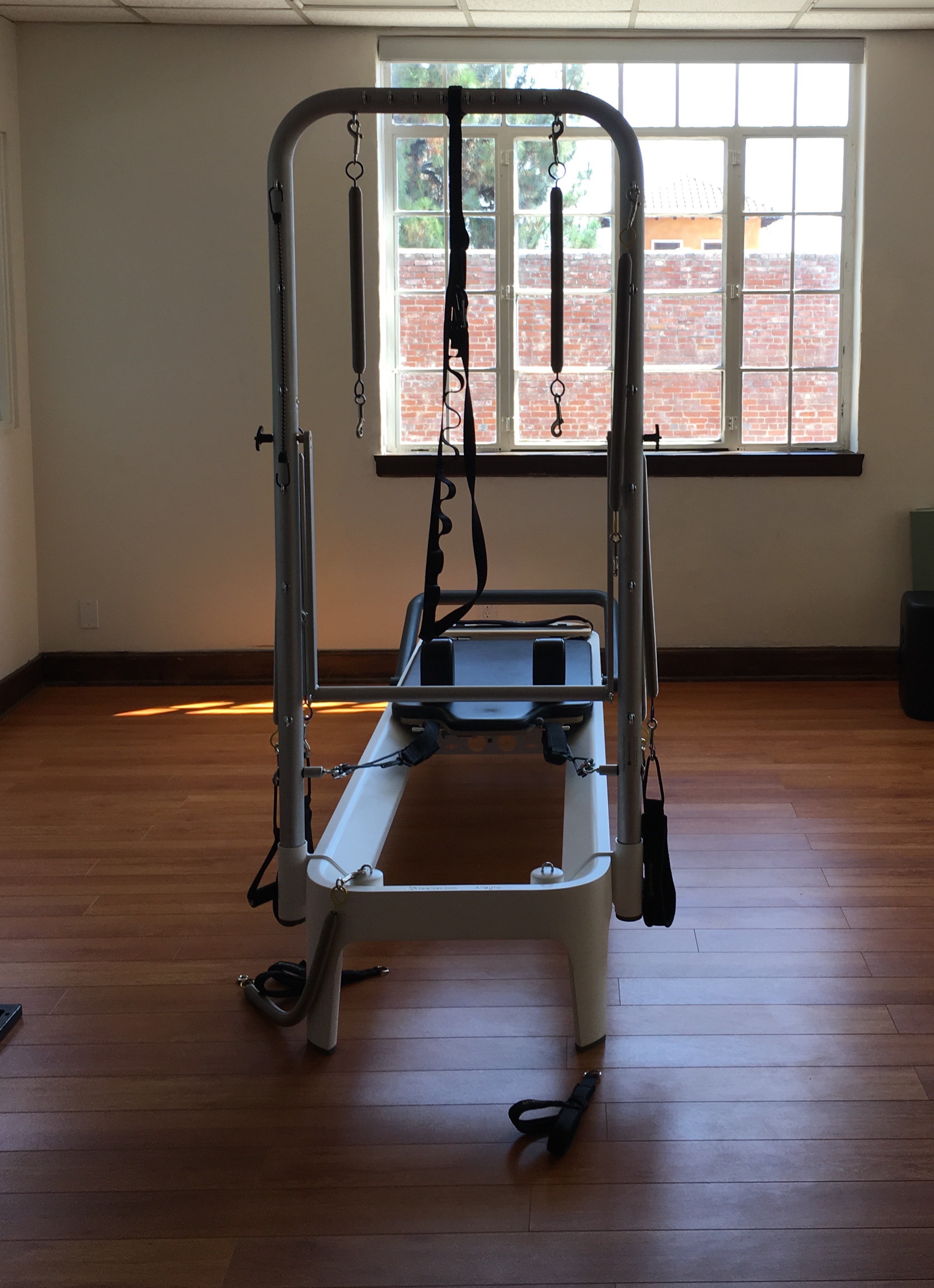 GoldLinePilatesReformer